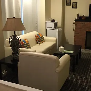 https://adas-guesthouse.niagara-fallshotels.com